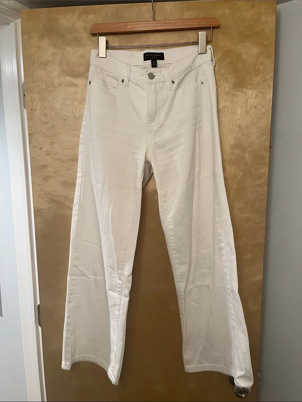 Banana Republic White Wide-Leg Flare Jeans